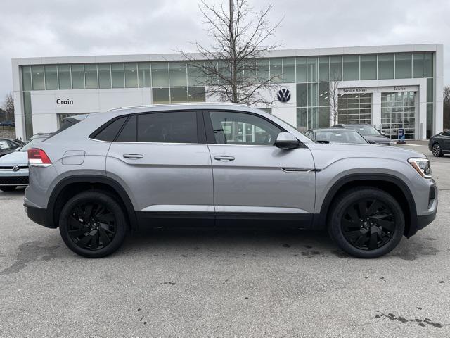 new 2025 Volkswagen Atlas Cross Sport car, priced at $44,571