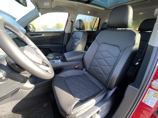 new 2025 Volkswagen Atlas car, priced at $46,888