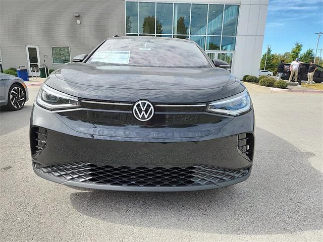 new 2023 Volkswagen ID.4 car, priced at $38,868