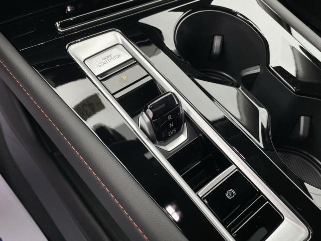 new 2025 Volkswagen Atlas car, priced at $44,904