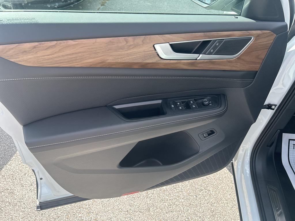 new 2026 Volkswagen Atlas car, priced at $46,188