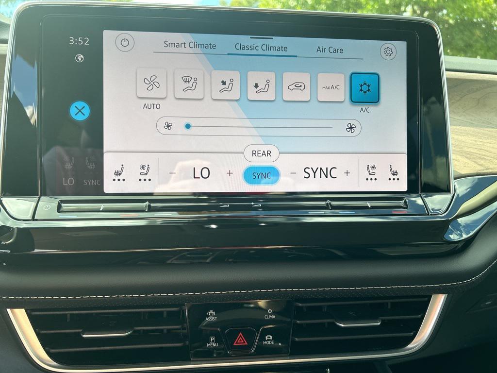 new 2026 Volkswagen Atlas car, priced at $46,188