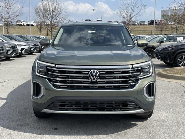 new 2025 Volkswagen Atlas car, priced at $47,170