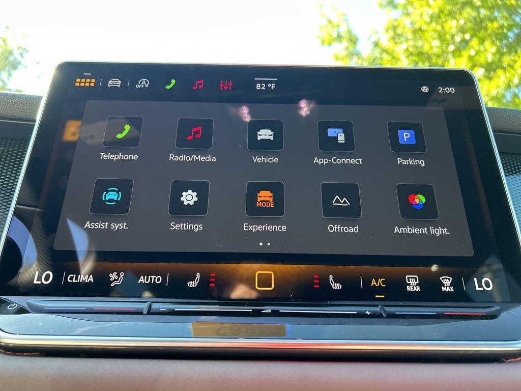 new 2026 Volkswagen Tiguan car, priced at $40,291