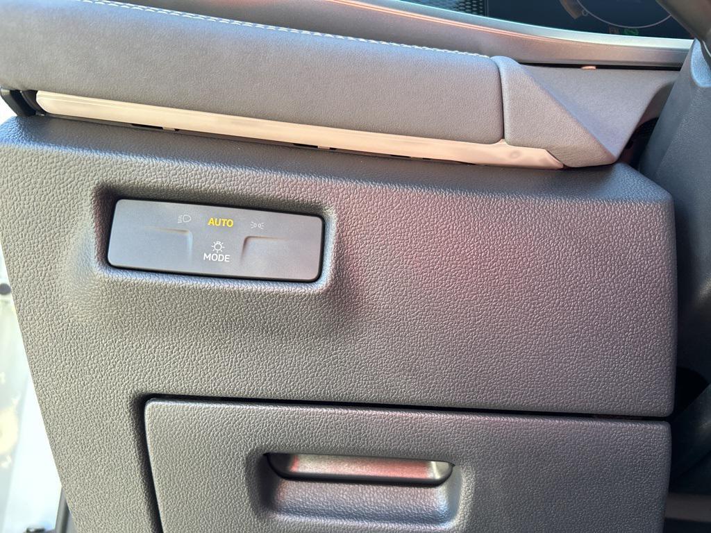 new 2026 Volkswagen Tiguan car, priced at $40,291