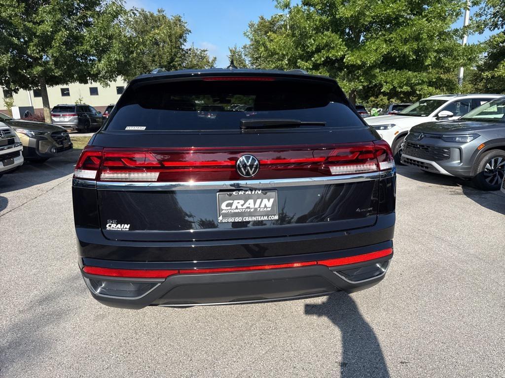 new 2026 Volkswagen Atlas Cross Sport car, priced at $40,898