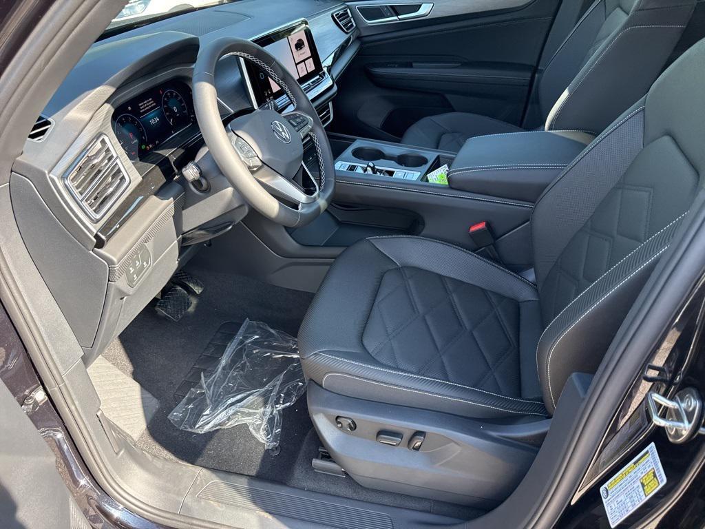 new 2026 Volkswagen Atlas Cross Sport car, priced at $40,898