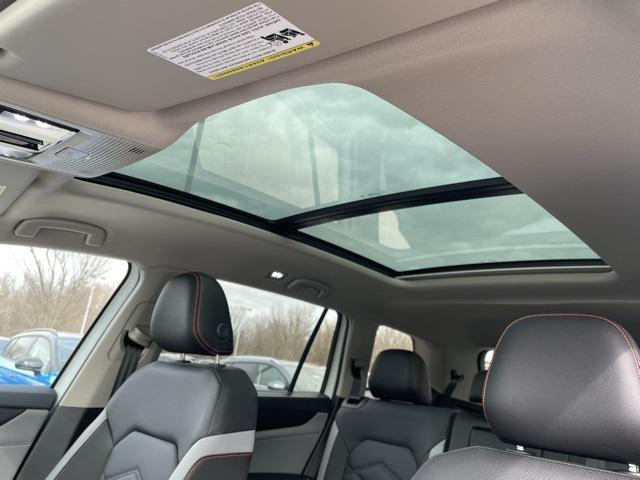 new 2025 Volkswagen Atlas car, priced at $44,904