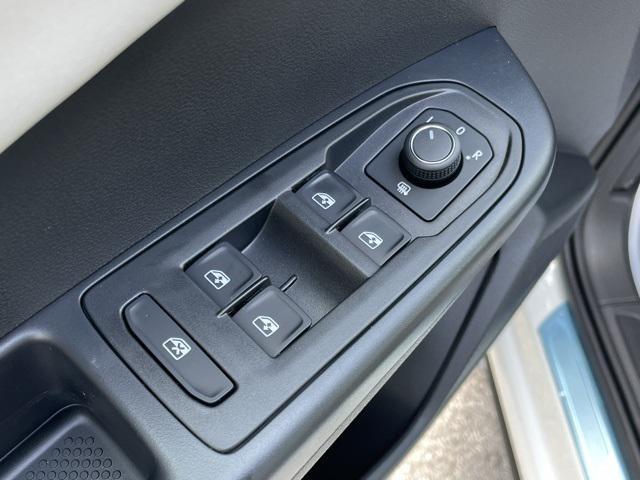 new 2025 Volkswagen Taos car, priced at $31,969