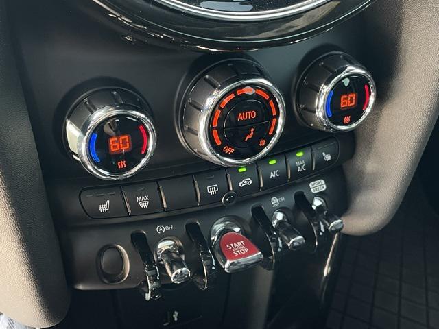 used 2023 MINI Hardtop car, priced at $29,000