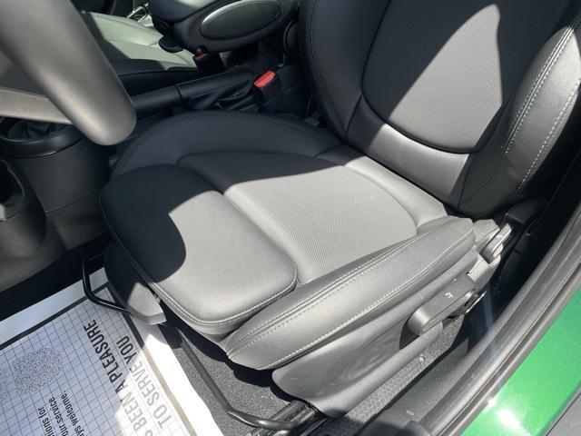 used 2023 MINI Hardtop car, priced at $29,000