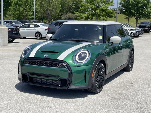 used 2023 MINI Hardtop car, priced at $29,000