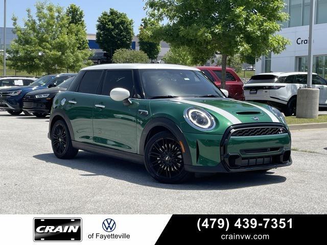 used 2023 MINI Hardtop car, priced at $29,000