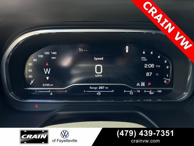 used 2024 GMC Yukon car, priced at $65,126