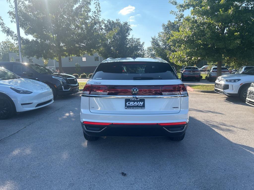 new 2026 Volkswagen Atlas Cross Sport car, priced at $41,705
