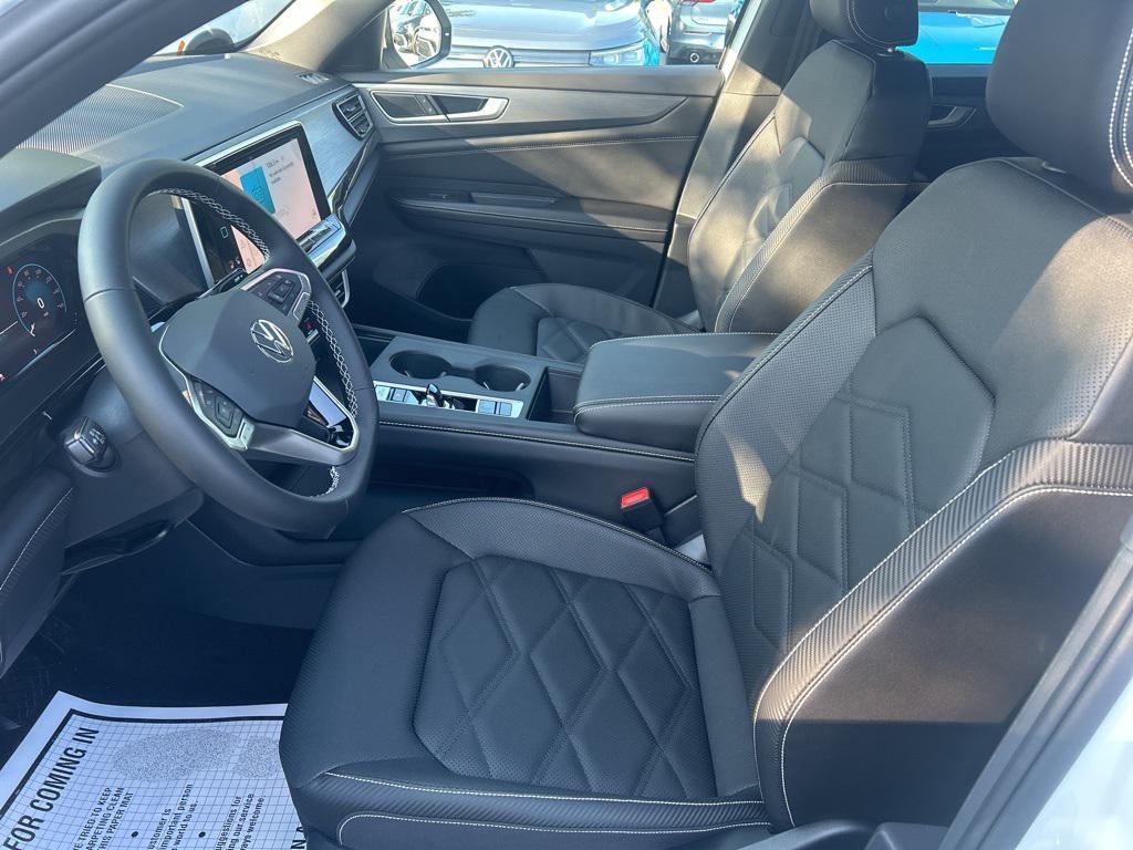 new 2026 Volkswagen Atlas Cross Sport car, priced at $41,705