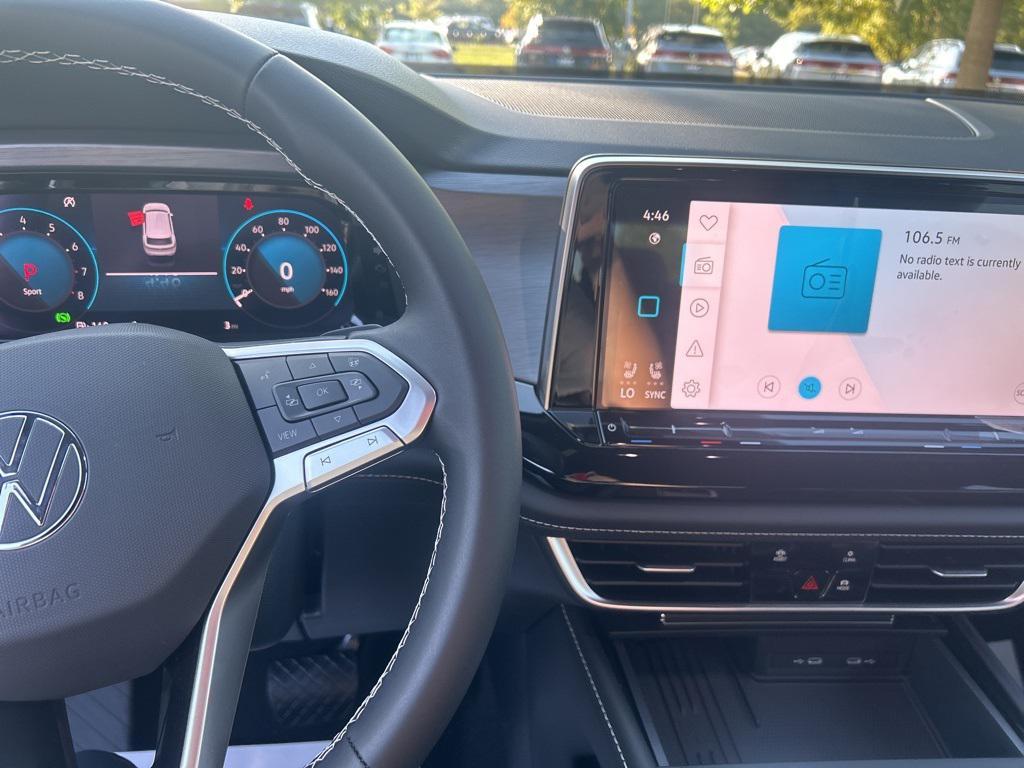 new 2026 Volkswagen Atlas Cross Sport car, priced at $41,705