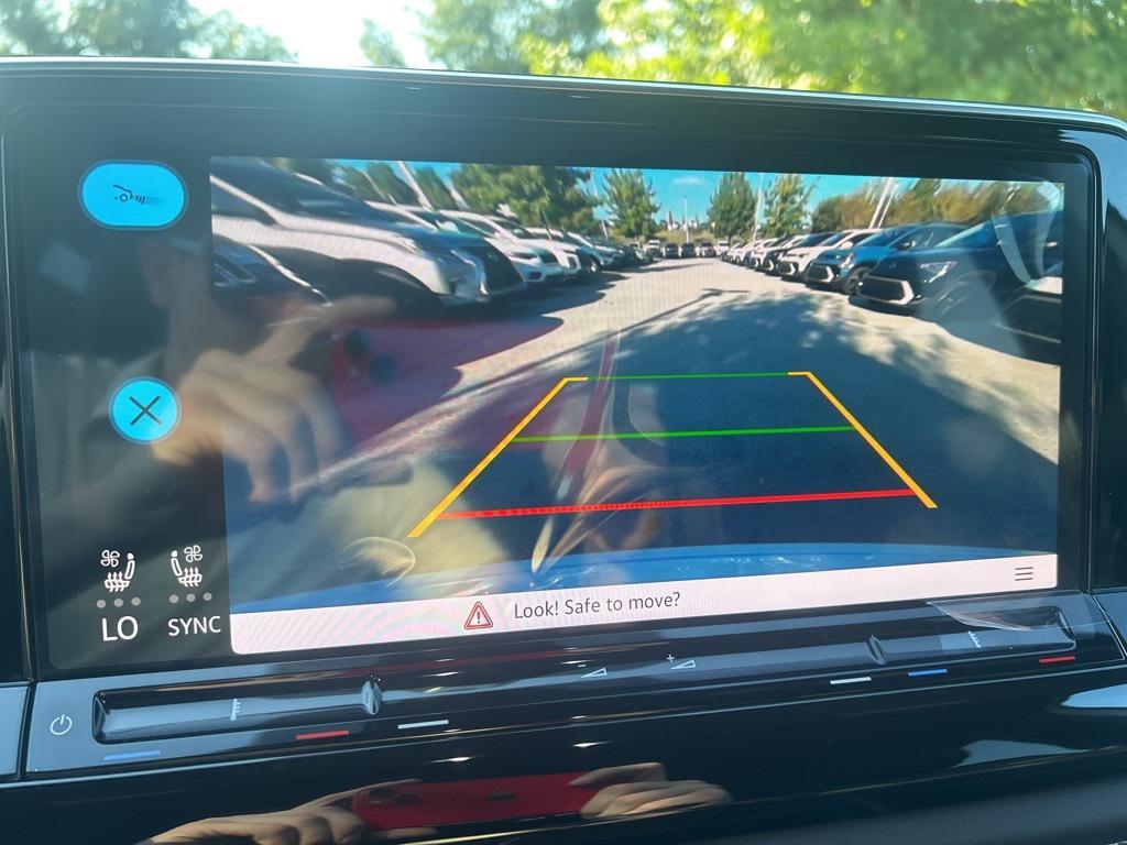 new 2026 Volkswagen Atlas Cross Sport car, priced at $41,705