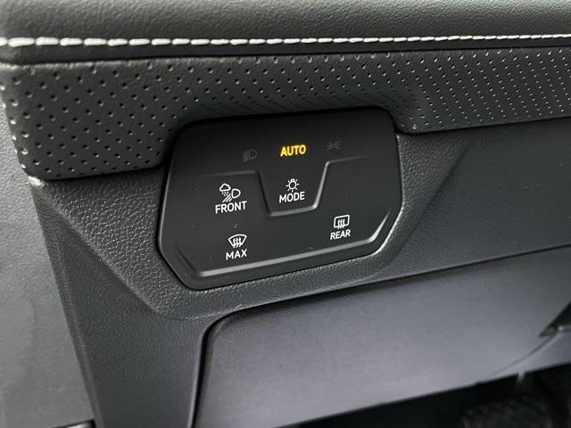 new 2025 Volkswagen Atlas car, priced at $36,774