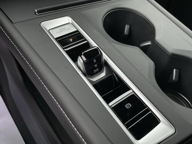 new 2025 Volkswagen Atlas car, priced at $36,774