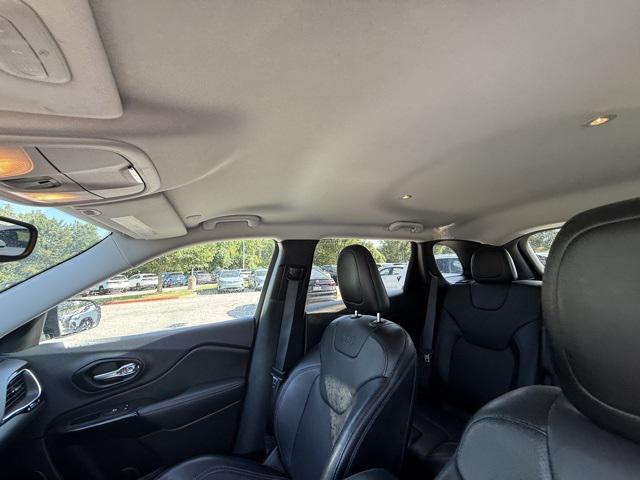 used 2023 Jeep Cherokee car, priced at $23,042