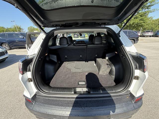 used 2023 Jeep Cherokee car, priced at $23,042