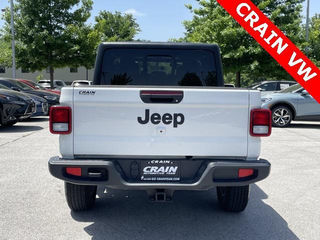 used 2023 Jeep Gladiator car, priced at $31,445
