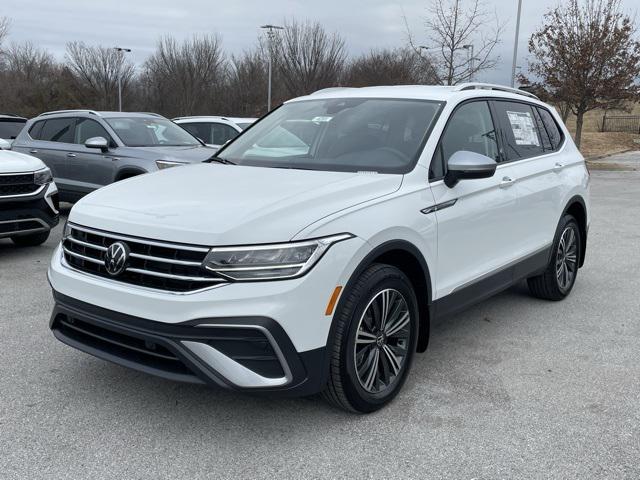 new 2024 Volkswagen Tiguan car, priced at $32,239