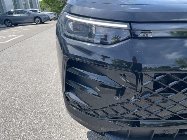 new 2025 Volkswagen Tiguan car, priced at $38,788