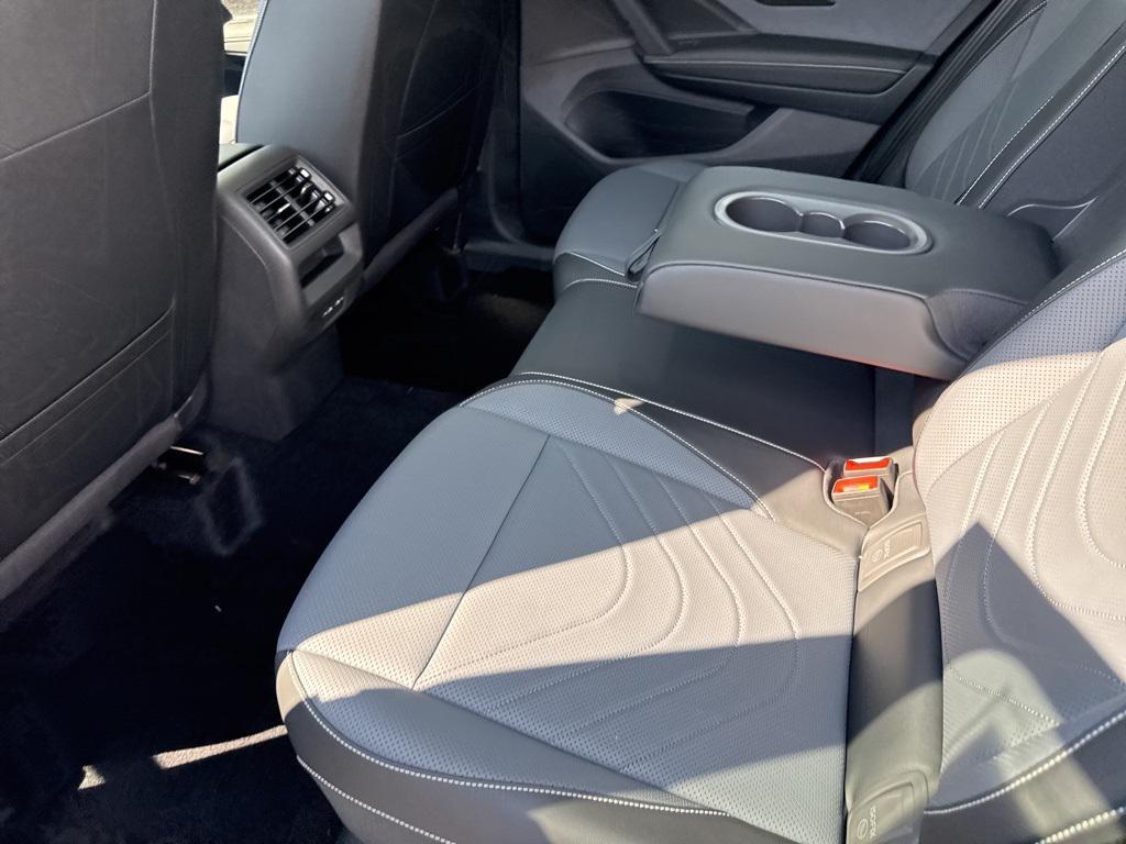 new 2025 Volkswagen Tiguan car, priced at $36,770