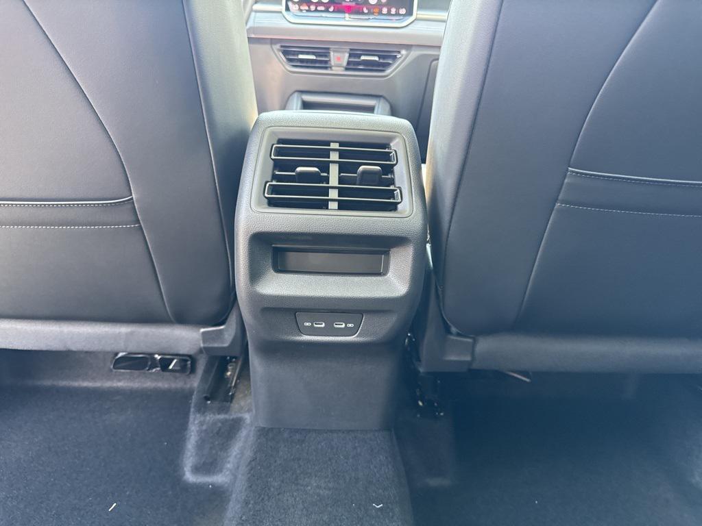 new 2025 Volkswagen Tiguan car, priced at $36,770