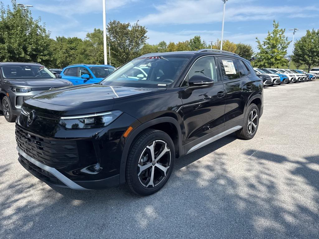 new 2025 Volkswagen Tiguan car, priced at $36,770