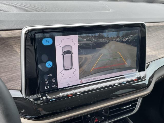 new 2025 Volkswagen Atlas car, priced at $46,572