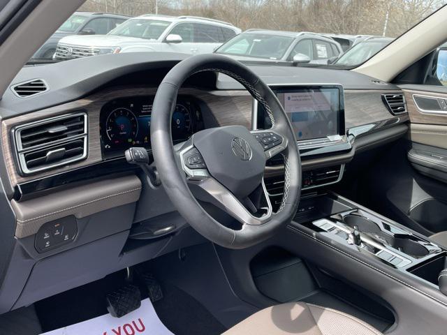new 2025 Volkswagen Atlas car, priced at $46,572