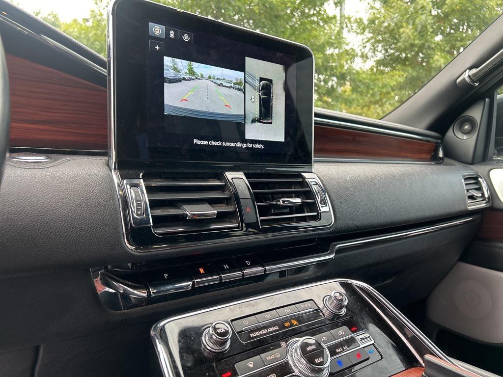 used 2020 Lincoln Navigator car, priced at $45,375