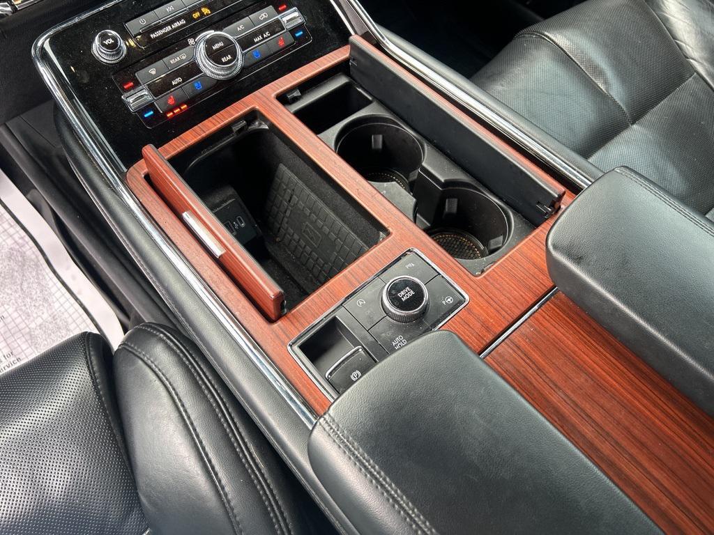 used 2020 Lincoln Navigator car, priced at $45,375