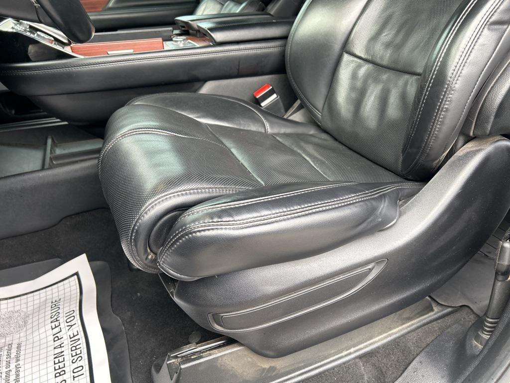 used 2020 Lincoln Navigator car, priced at $45,375