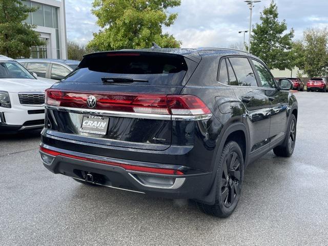 new 2025 Volkswagen Atlas Cross Sport car, priced at $45,603