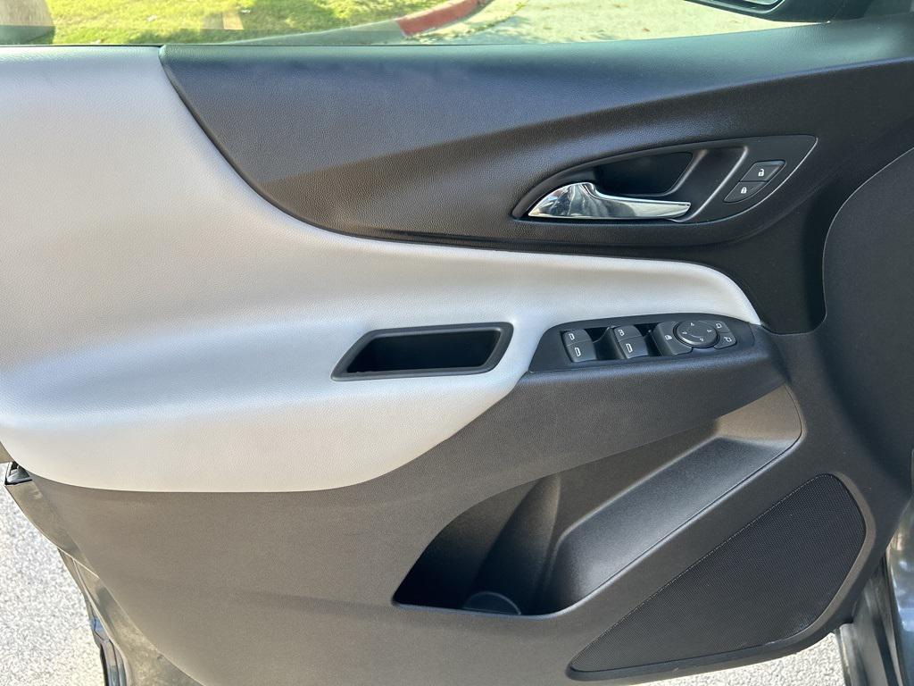 used 2020 Chevrolet Equinox car, priced at $17,356