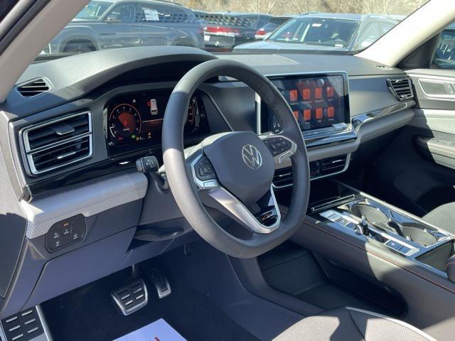 new 2025 Volkswagen Atlas car, priced at $44,904