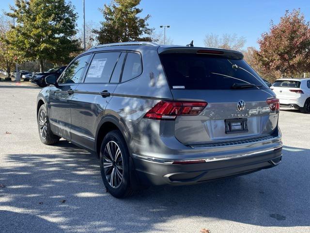 new 2024 Volkswagen Tiguan car, priced at $33,220