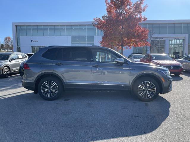 new 2024 Volkswagen Tiguan car, priced at $33,220