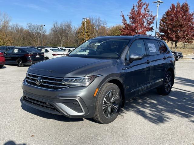 new 2024 Volkswagen Tiguan car, priced at $33,220