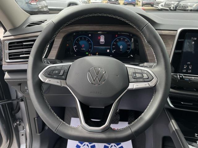 new 2025 Volkswagen Atlas car, priced at $46,572