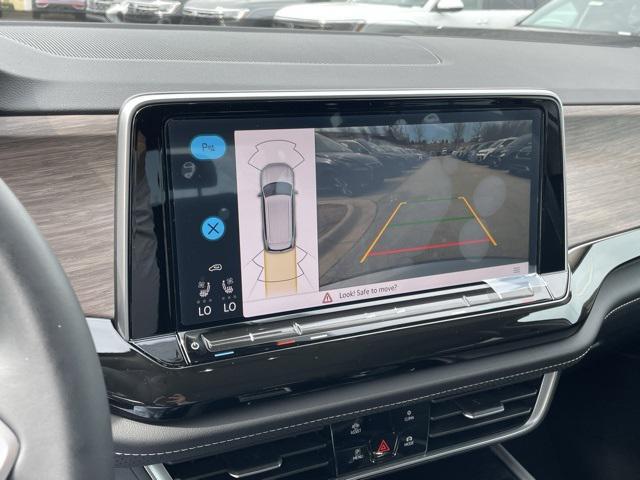 new 2025 Volkswagen Atlas car, priced at $46,572