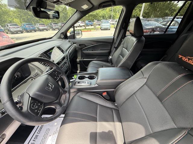 used 2025 Honda Passport car, priced at $40,958