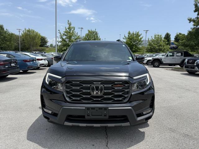 used 2025 Honda Passport car, priced at $40,958