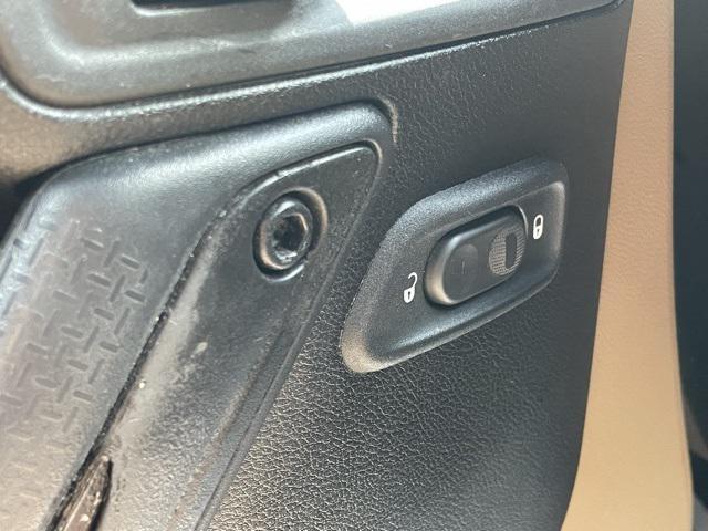 used 2015 Jeep Wrangler Unlimited car, priced at $20,523