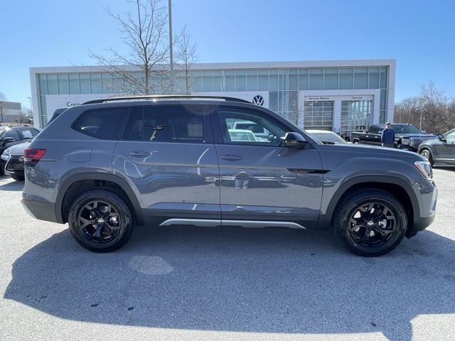 new 2025 Volkswagen Atlas car, priced at $45,341