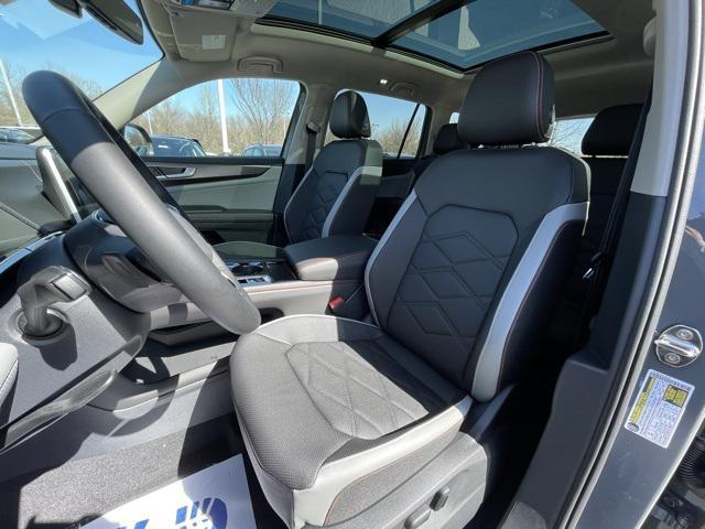 new 2025 Volkswagen Atlas car, priced at $45,341
